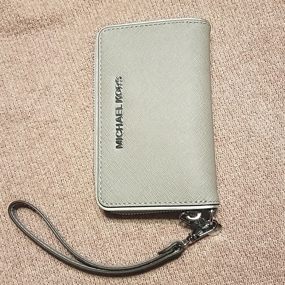 Michael Kors clutch